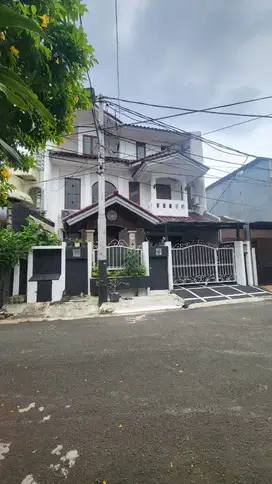 Jual Cepat Rumah di Pondok Indah Tangerang Selatan Hitung Tanah Murah