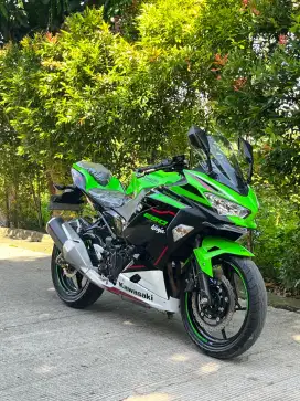 Kawasaki Ninja 250FI ABS thn 2021 Siap Pakai KM 13rb