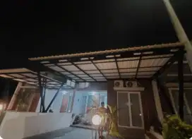 Kanopi baja ringan