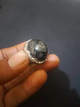 Batu Akik Hitam Badar Perak