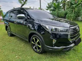 INNOVA VENTURER BENSIN MATIC FACELIFT 2021 2022 KM 60RB FULL ORISINIL