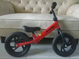 push bike balance bike aviator AT7901 sepeda keseimbangan anak