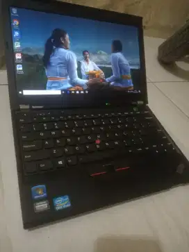Lenovo Thinkpad x230 core i5 -3320m @2,50ghz ram 8gb 500gb no minus