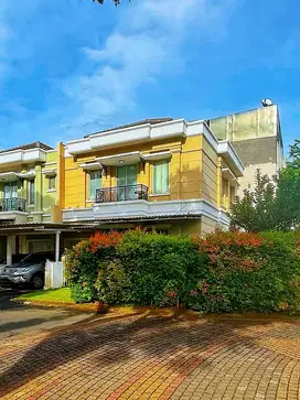 Rumah Hoek Cluster  Summarecon  Harga Termurah