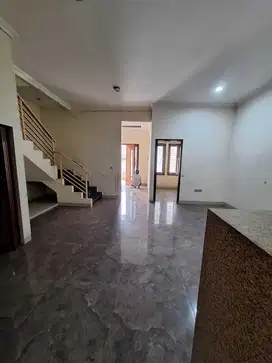 Rumah sektor 1B Gading Serpong fresh brand new