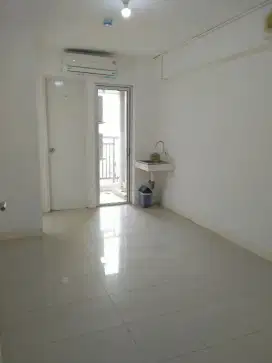 Jual muurah 2br uf Bassura City view pool siap huni sewakan