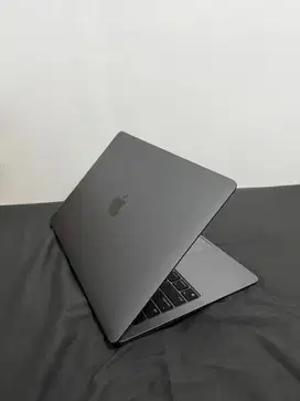 Macbook Air M1 256gb Garansi IBOX ON!