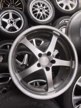 4 pcs velg braytone ring 19x9 pcd 5x120 seri 3 kondisi siap pakai