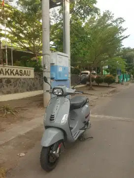 Vespa S IGET 125