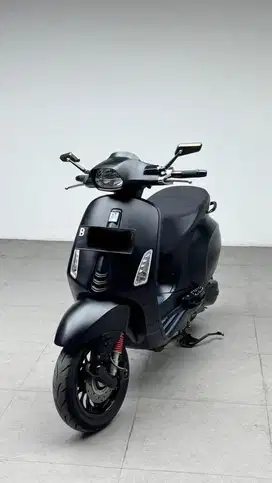 (KM.15rb) VESPA SPRINT 150 S ABS 2021 HITAM DOFF BLACK Matic