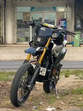 2022 D-Tracker Trail