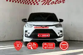 (LOW KM 32rb) Toyota Raize GR Sport Two Tone 1.0 AT 2022