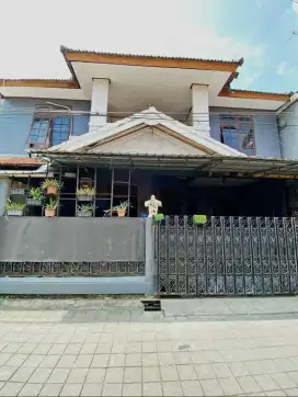 DIJUAL RUMAH MEGAH LT II JLN PALAPA SESETAN DENPASAR SELATAN