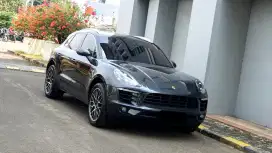 PORSCHE MACAN 2.0 AT PANORAMIC  ABU 2017 KM 35RB
