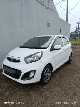 KIA PICANTO 2013 PUTIH