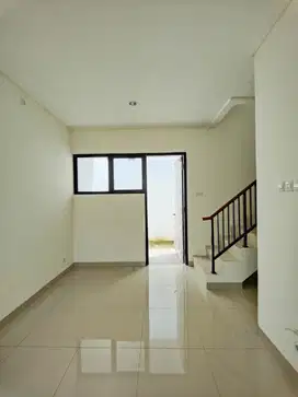 Rumah Ala Resort danau dalam cluster di harapan indah