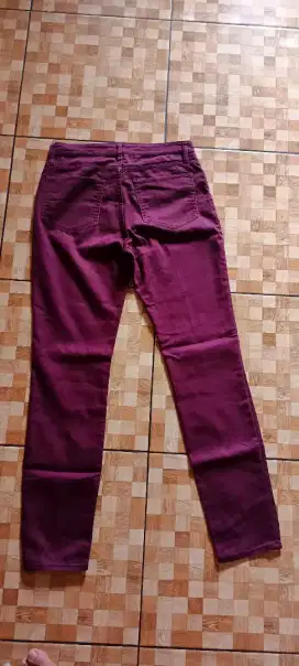 Bekas pribadi celana H&M no 32