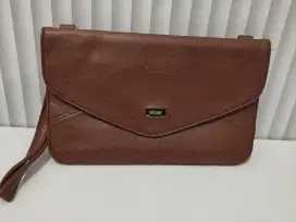 Tas Kecil Hubsch