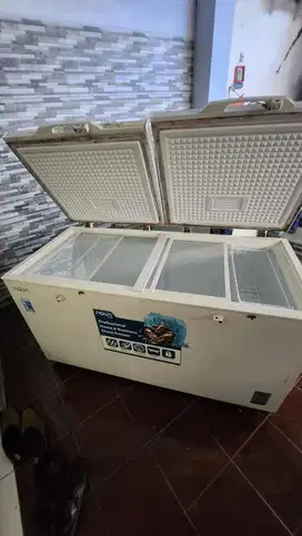 Freezer merk AQUA Kapasitas 420L Kondisi Bagus