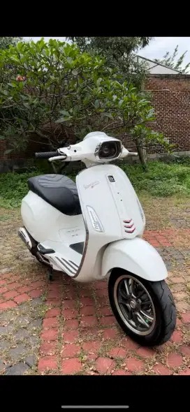 Vespa Sprint 3V 2015/2016 Nego Mulus
