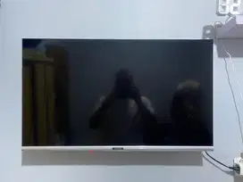 TV Coocaa SMART TV 32 and TV LG LED 32
