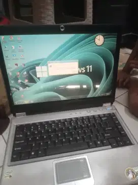 Jual laptop axio murah meriah