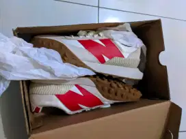 SEPATU NEW BALANCE
