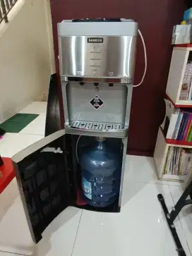 Sanken water dispenser