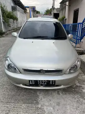 MOBIL LANGKA KIA RIO WAGOON MATIC 2000