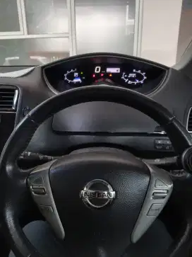 Jual cash serena HWS Panoramic 2015