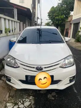 Etios Valco Putih 2013