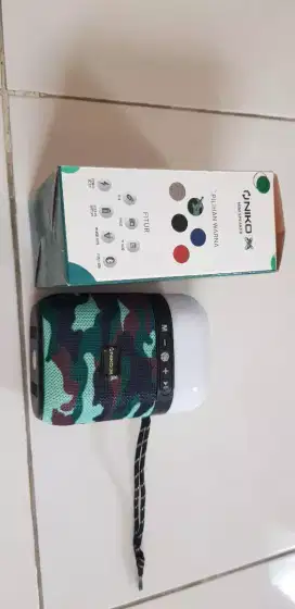 speaker bluetooth