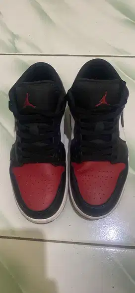 NIKE AIR JORDAN