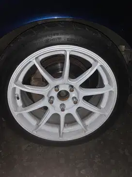 velg rep ze40 ring 17 repaint putih kondisi bagus