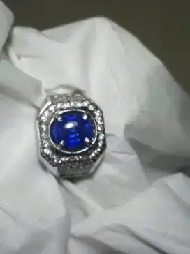 NATURAL ROYAL BLUE SAPPHIRE ORIGIN SRILANKA