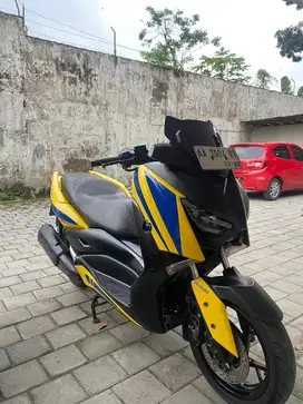 Yamaha Xmax 2018 Tangan pertama