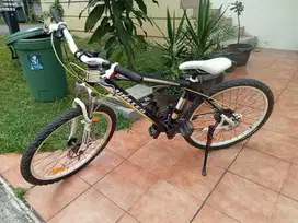 Sepeda Mountain Bike