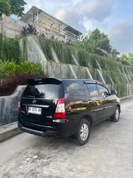 Toyota Kijang Innova Tipe G Tahun 2011/2012 M/T