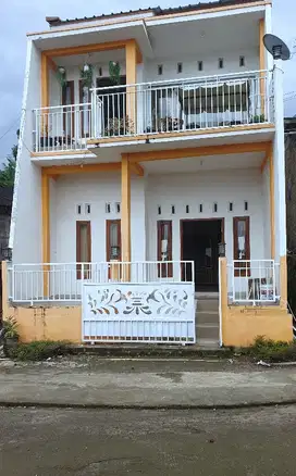 PENGINAPAN BARU VIEW PANTAI DI KOTA BATU WARKUK RANAU SELATAN