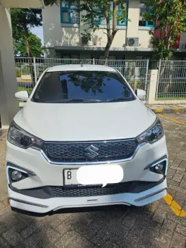 Suzuki Ertiga Hybrid Tahum 2022 Putih/White