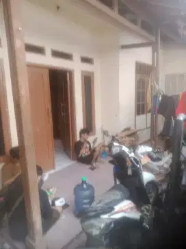 DIJUAL RUMAH SIAP HUNI
JURANGMANGU TIMUR, PONDOK AREN