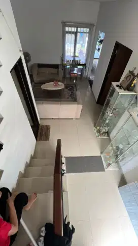 JUAL CEPAT RUMAH MODERN 2 LANTAI DI CISARANTEN ENDAH ARCAMANIK BANDUNG