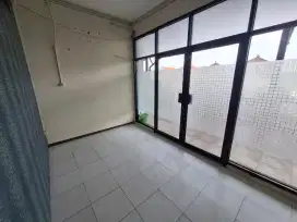 Hot listing ruko plasa graha famili strategis