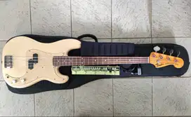 Fender Precision Bass PB 70US Made in Japan