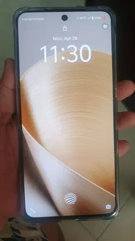 Dijual: Vivo V50 Lite  5G gold -Ukuran:RAM  8+8 /256