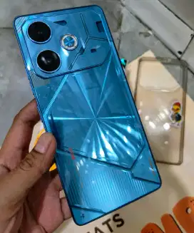 Dijual Tecno Pova 6 BLUE RAM 8+8 / 256 GB FULL SET RESMI LIKE NEW