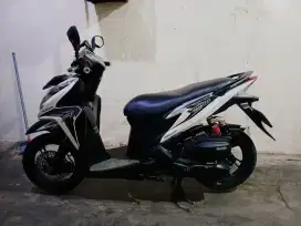 Honda Vario 125 Kzr Putih 2012