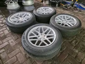 Velg VOSSEN Ban90% R18 Innova Reborn Zenix Venturer Hilux Rangga Lexus