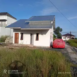 DISEWAKAN/DIJUAL RUMAH DEKAT PINGGIR JALAN RAYA PEMATANG GAMBUT