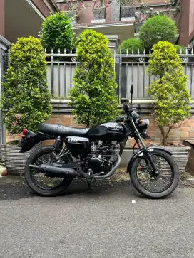 Kawasaki W175 SE Black Style (Pajak Pjg)